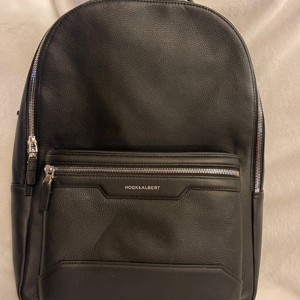 Black Leather Backpack - Picture 4 of 9